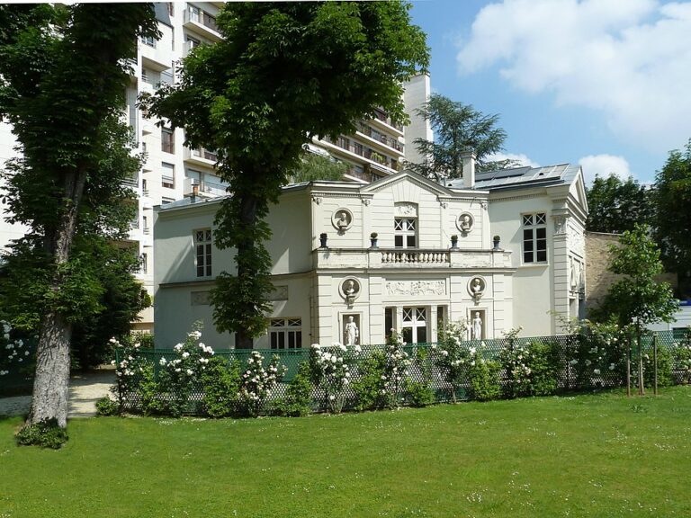 10 Reasons Musée Marmottan Monet in Paris is Worth Your Time