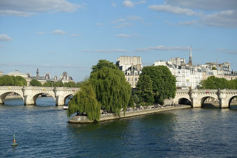 12 Iconic Paris Parks with Fascinating Histories You Need to Discover