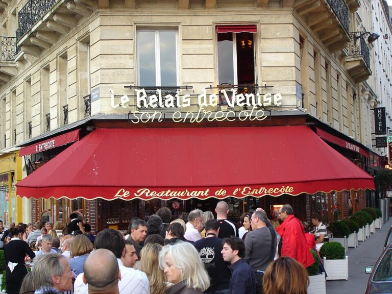 Le Relais de L’Entrecôte: The Legendary Steak-Frites Place in Paris