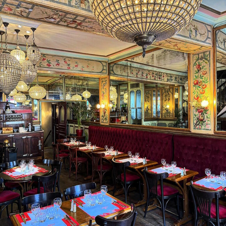 Le Petit Bouillon Pharamond: Affordable Gourmet With 200 Years of Parisian History